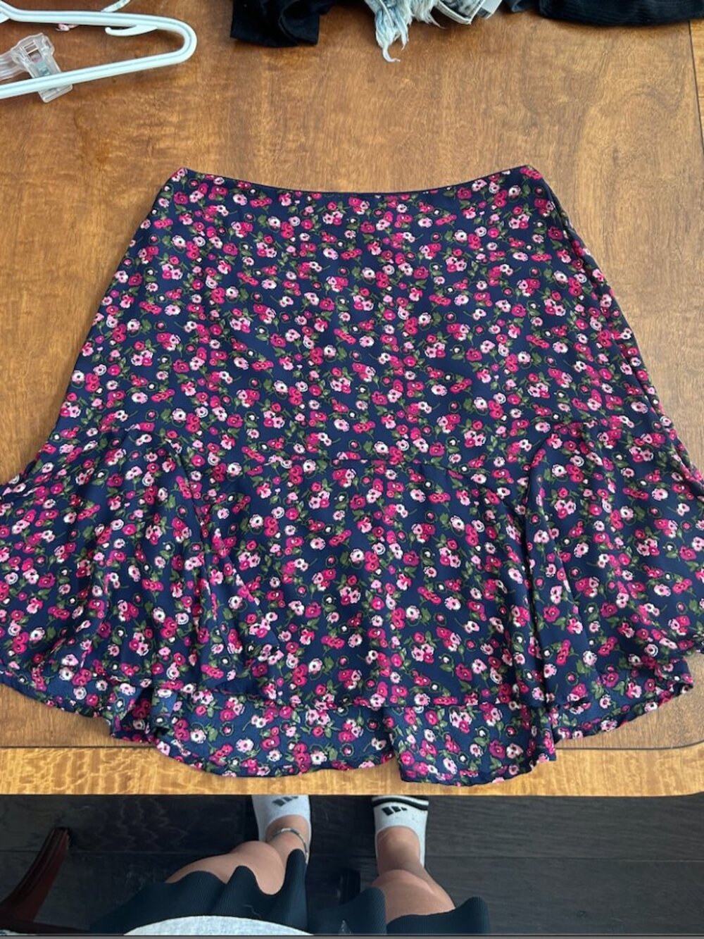 Francesca's floral flowy skirt